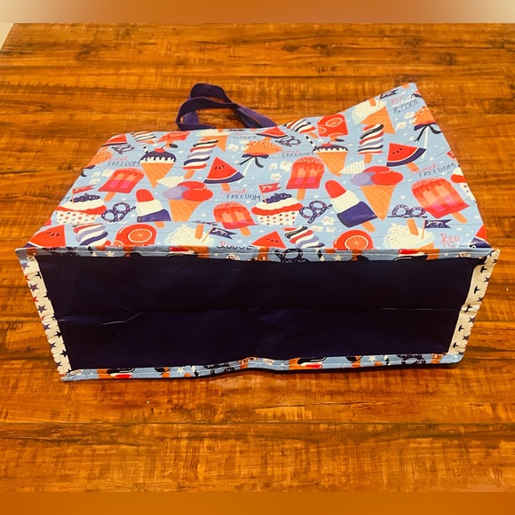 LIKE NEW Patriotic 4th of July Ice Cream and Fruit Red White and Blue Tote Bag - Picture 5 of 8